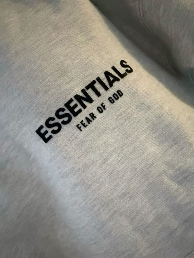 Essentials Core Heather Oatmeal
