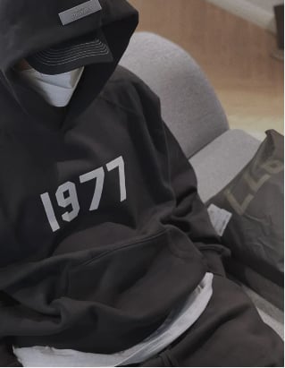 Essentials 1977 Hoodie Black